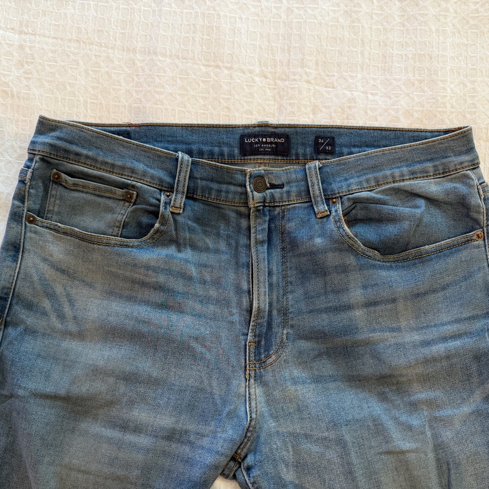 Lucky Brand Men's Denim Slim Straight Jeans